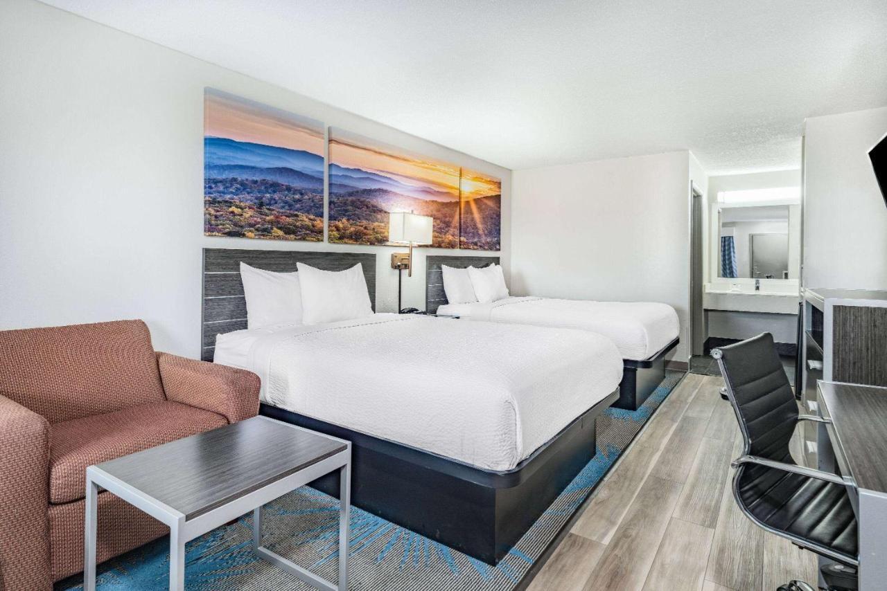 Days Inn By Wyndham Hamilton Dış mekan fotoğraf