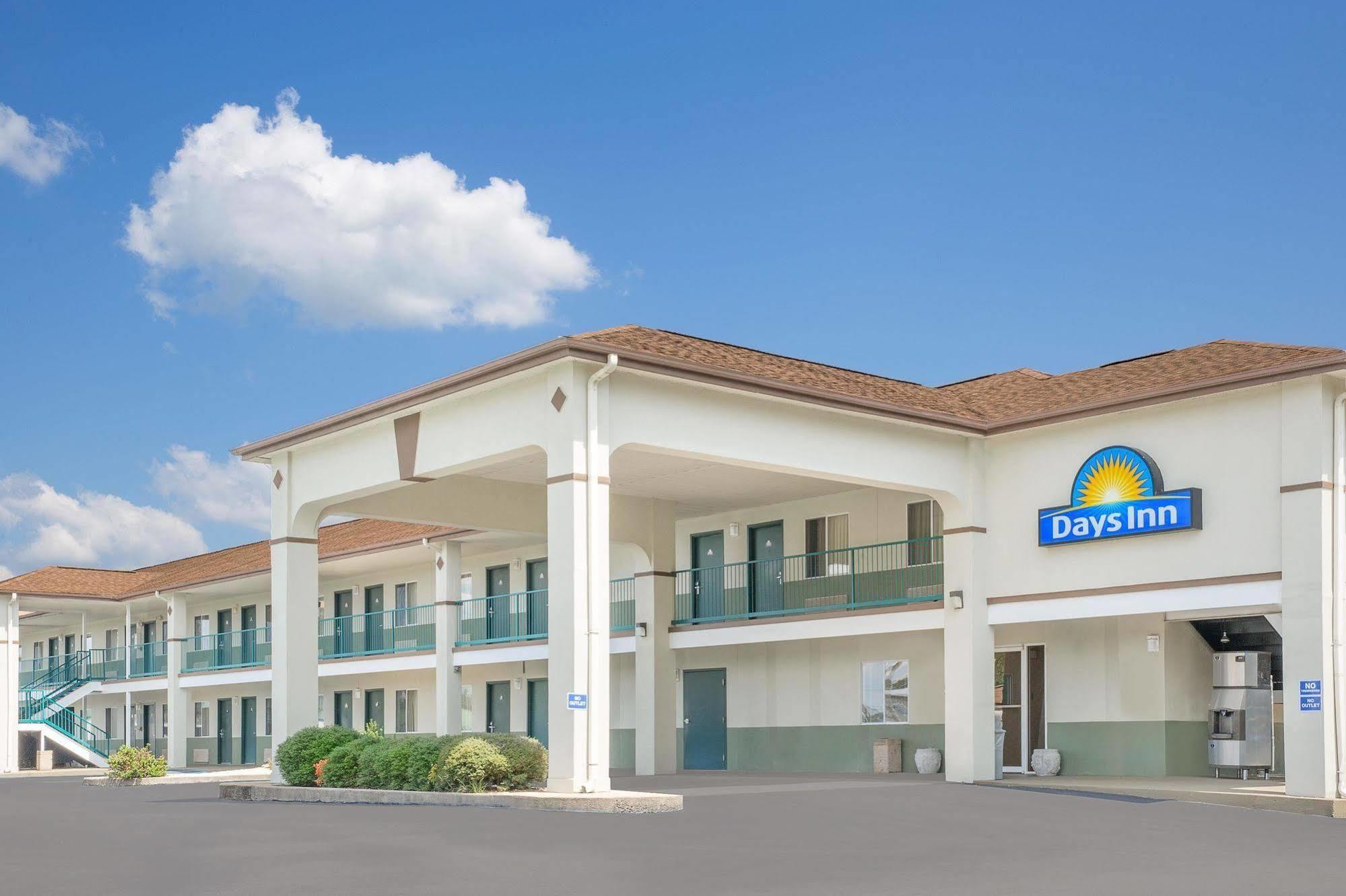 Days Inn By Wyndham Hamilton Dış mekan fotoğraf